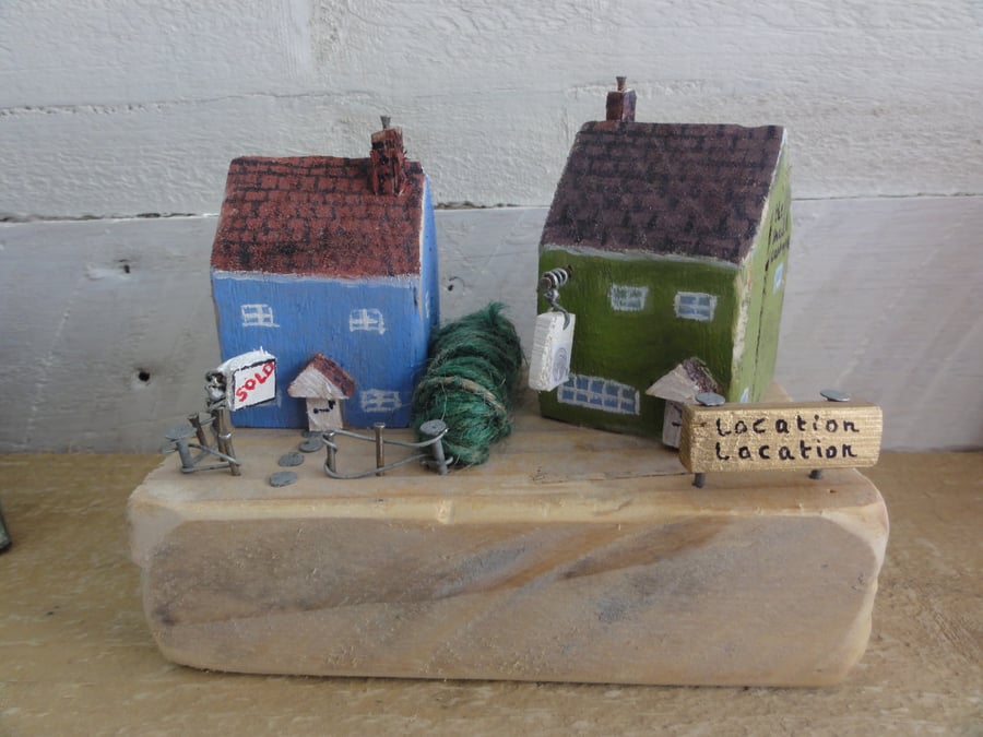 Little wooden cottage and village pub - original ornament