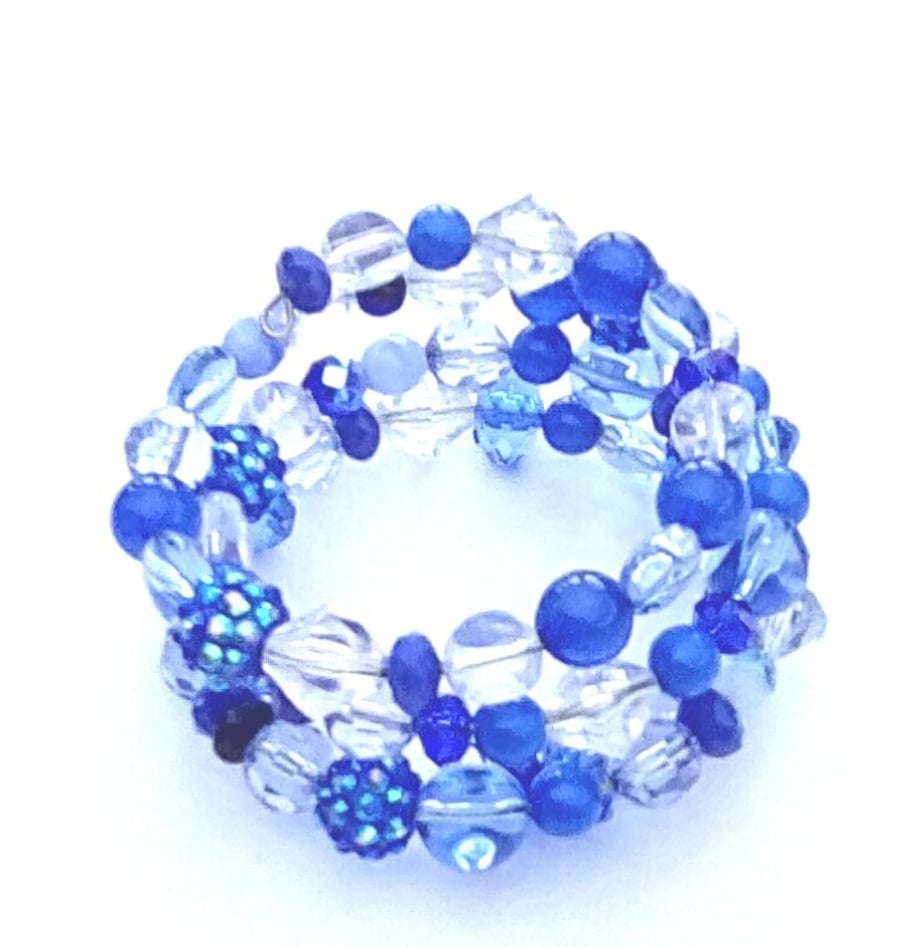 Memory wire bracelet - shades of blue