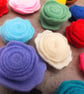 20 Felt Fabric Flower Roses Assorted Colours - Image 4