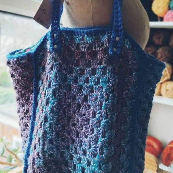Granny Square Shopper