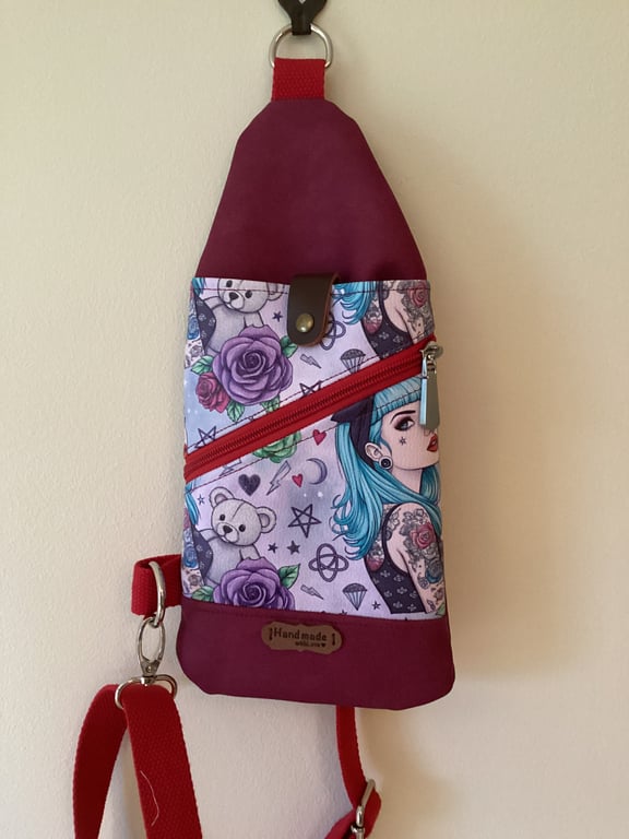Mini sling bag