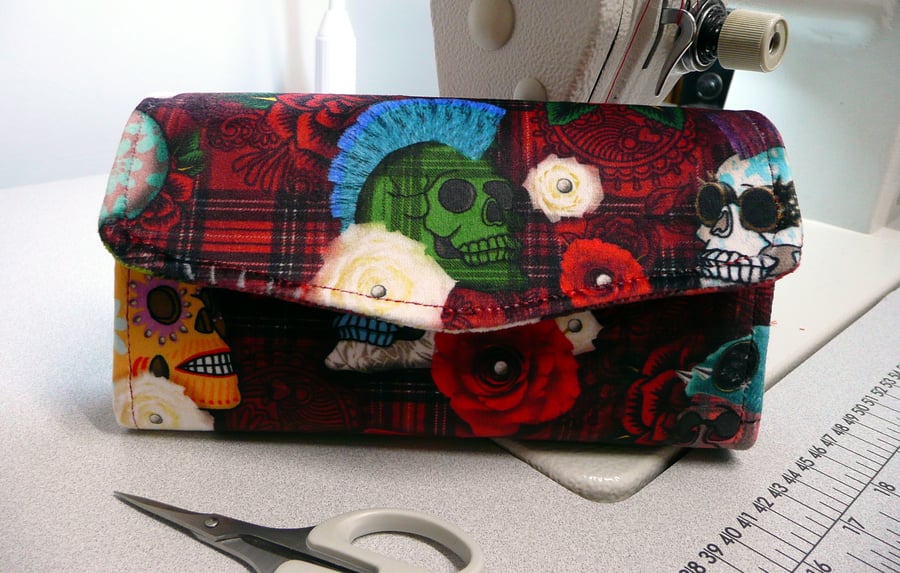 Punk skull purse, red velvet wallet, gothic purse, Halloweeen purse