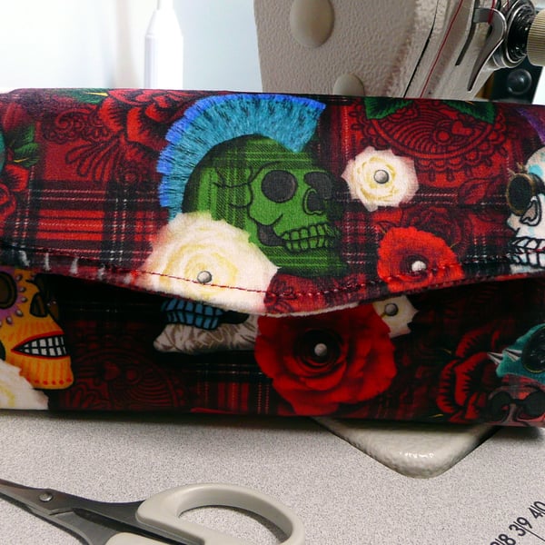 Punk skull purse, red velvet wallet, gothic purse, Halloweeen purse