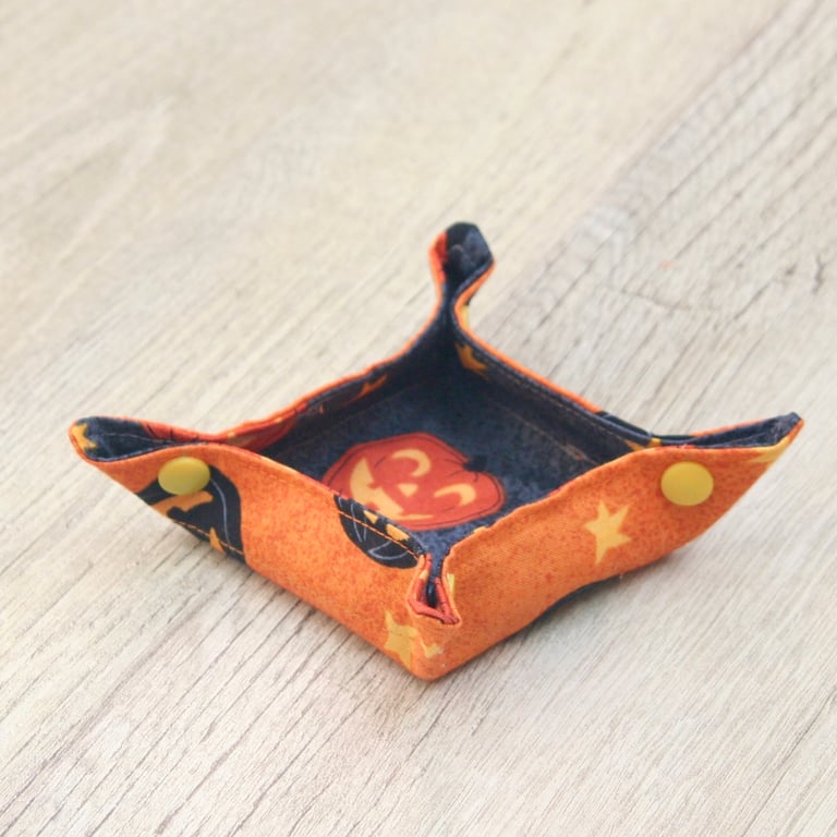 Small storage box featuring Pumpkins and Stars