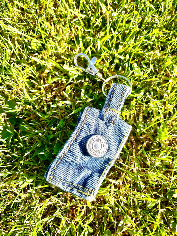 Levi's denim jeans button keyring