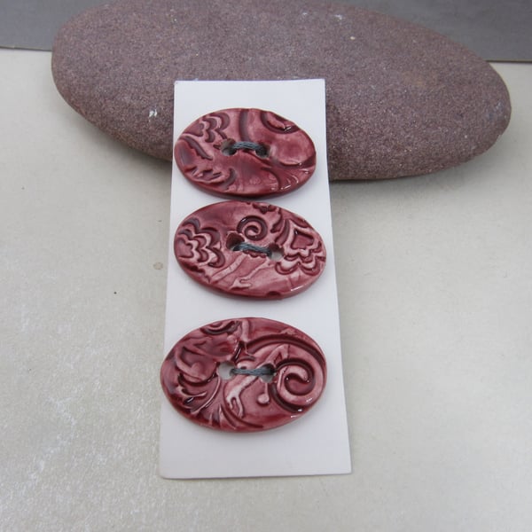 3 Medium Oval Rose Red Brocade Pattern Ceramic Buttons