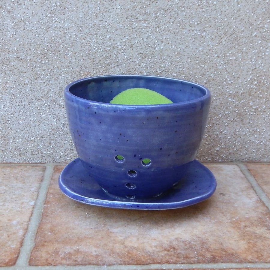 Sponge, dishcloth, scrubby holder drainer berry bowl handmade stoneware pottery