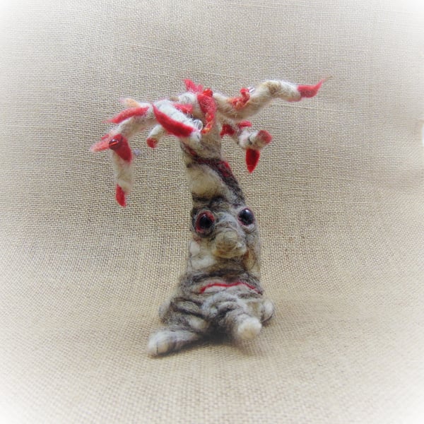 Felt Tree Ornament, White and Red Tree, Heart Tree, Poseable Tree, Fairy Tree