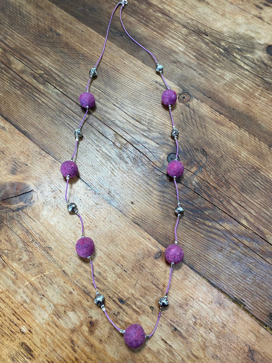 Felt Necklace. (738)