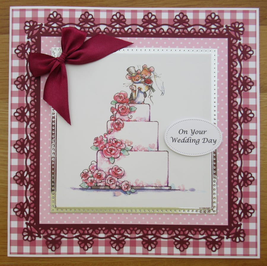 Bride & Groom Mice on a Wedding Cake - 8x8" Wedding Card