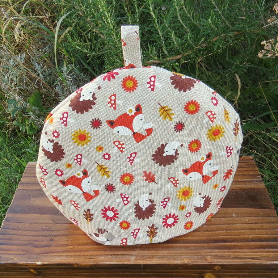 A whimsical woodland tea cosy, size medium.  To fit a 3 - 4 cup teapot.