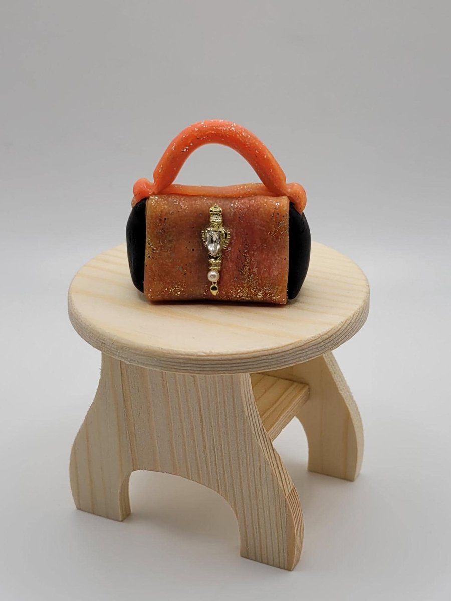 Handmade Miniature Polymer Clay Handbag, Dollhouse Accessory, 1:12 Scale