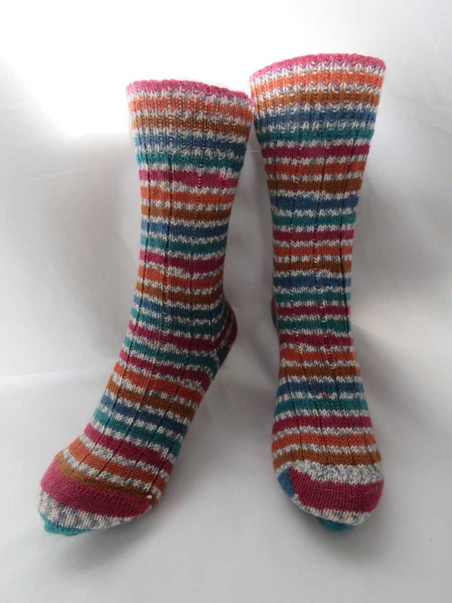 Hand-cranked Knitted Ribbed Wool Socks Size 4 to 5