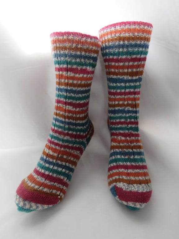 Hand-cranked Knitted Ribbed Wool Socks Size 4 to 5