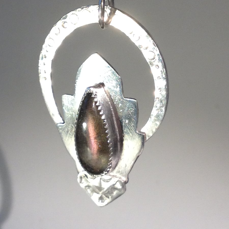 Flame flower Labradorite pendant