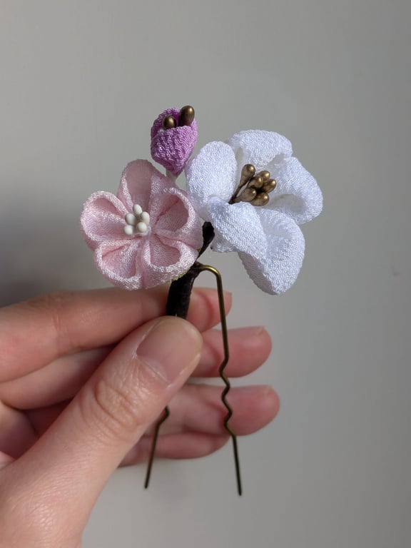 Handmade Tsumami Zaiku Flower Hair Pin Japanese Kanzashi
