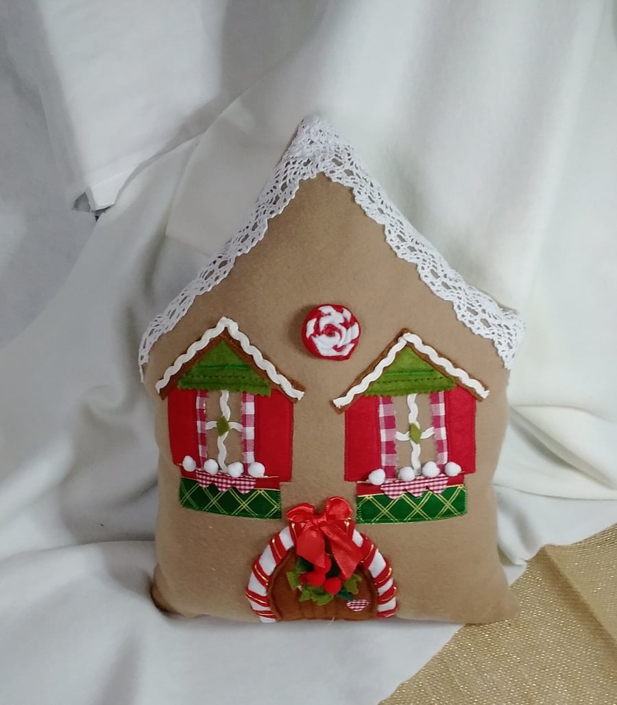 GINGERBREAD HOUSE CUSHION