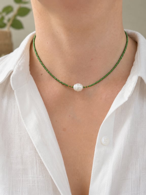 Forest Pearl Grace Necklace – Czech Seed Beads & Freshwater Pearl