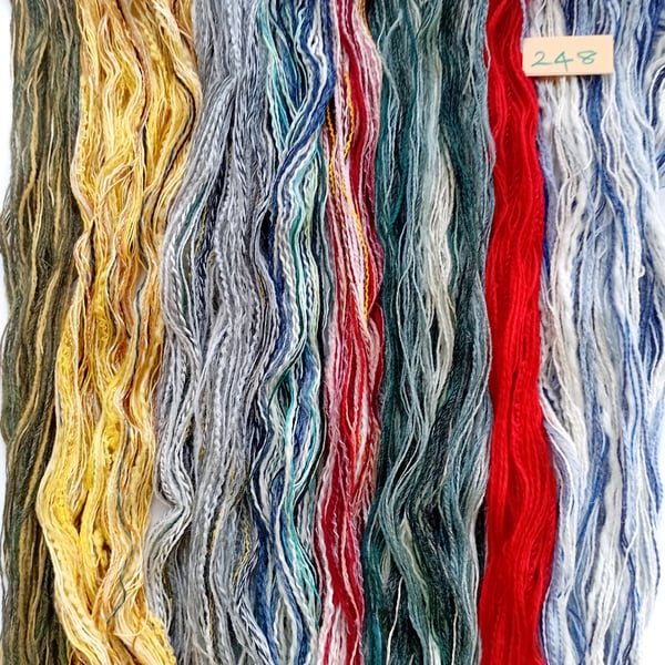 Weaving yarns, thrums and fibres, textured creative threads