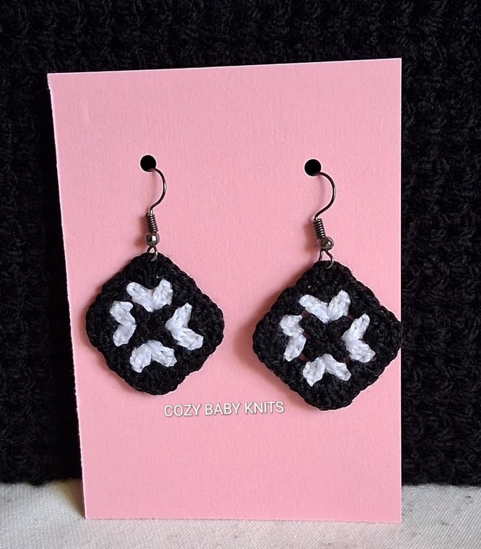 CROCHET GRANNY SQUARE STYLE EARRINGS