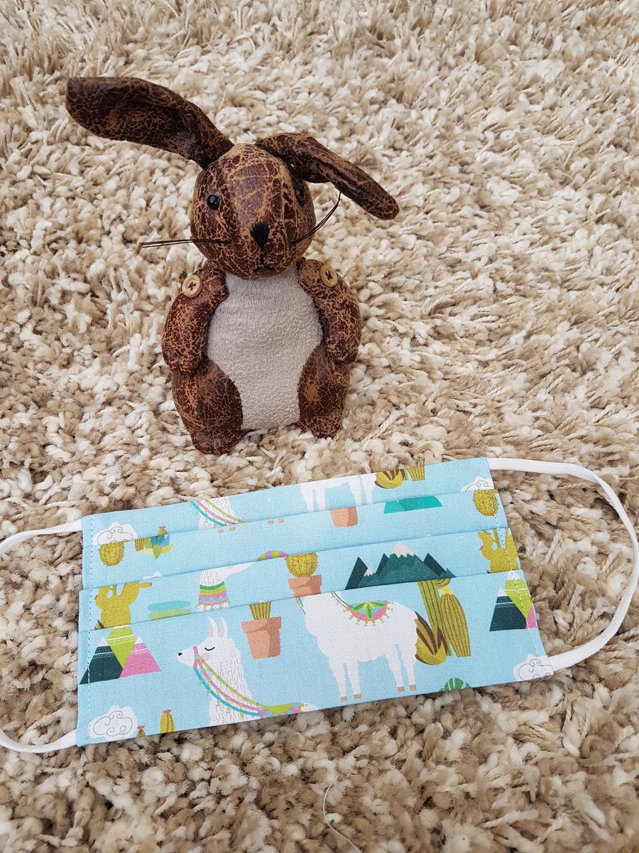 Adult face covering – Llama print 