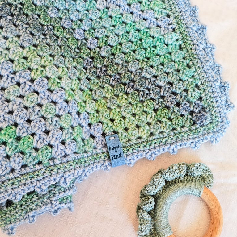 Cuddle Crochet Blanket Small Car Seat Size