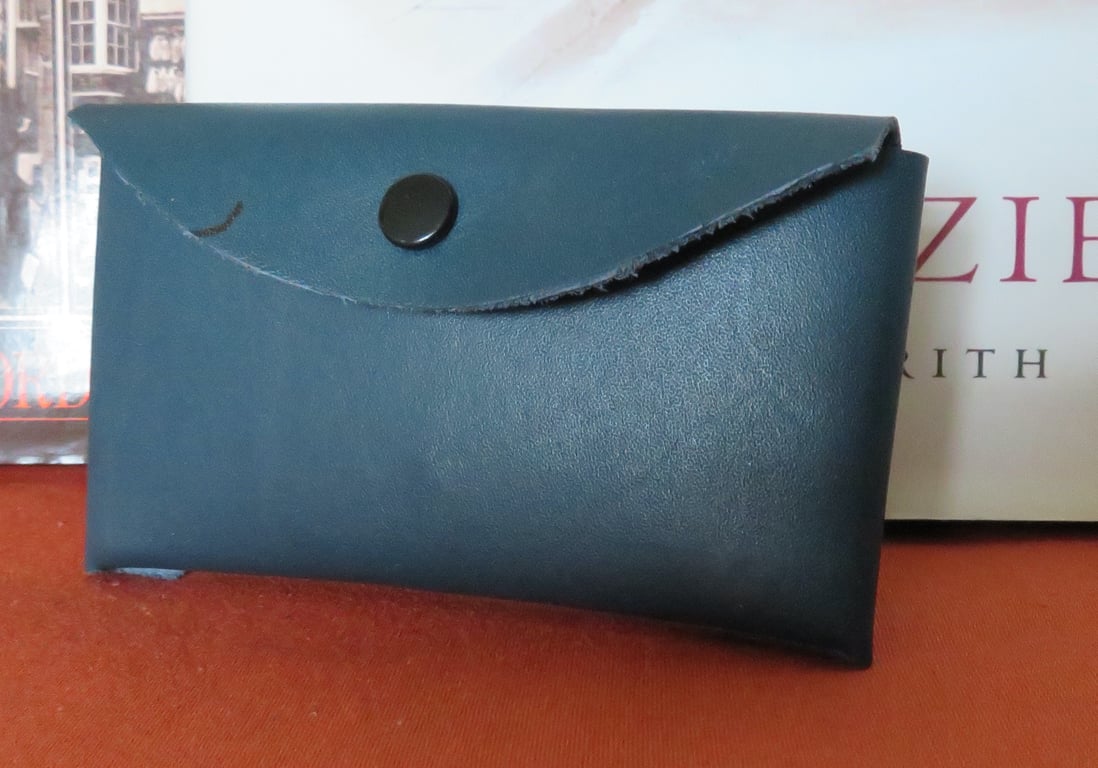 Navy Blue leather key case with internal key ring plus lobster claw.