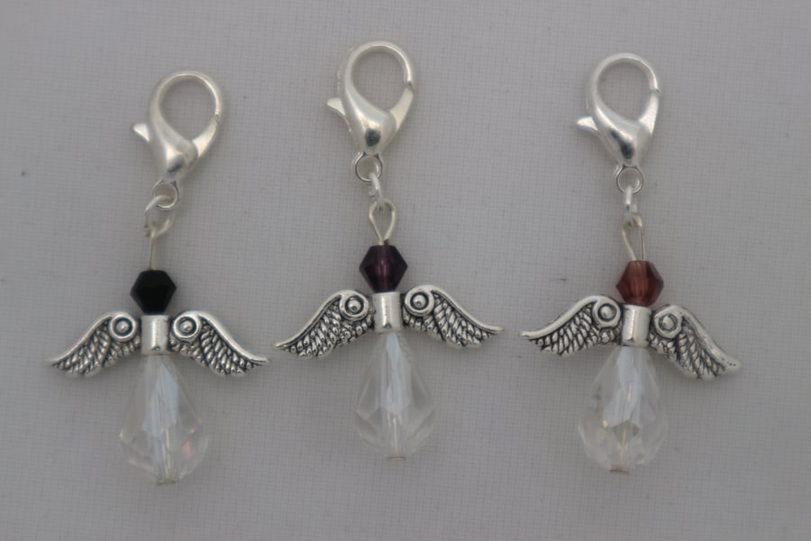 Crochet stitch markers - silver angel x3 in gothic clear