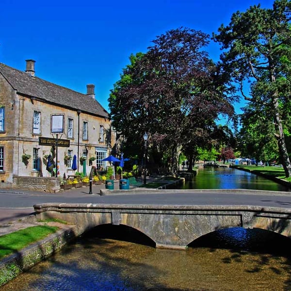 Kingsbridge Inn Bourton On The Water Cotswolds Photograph Print