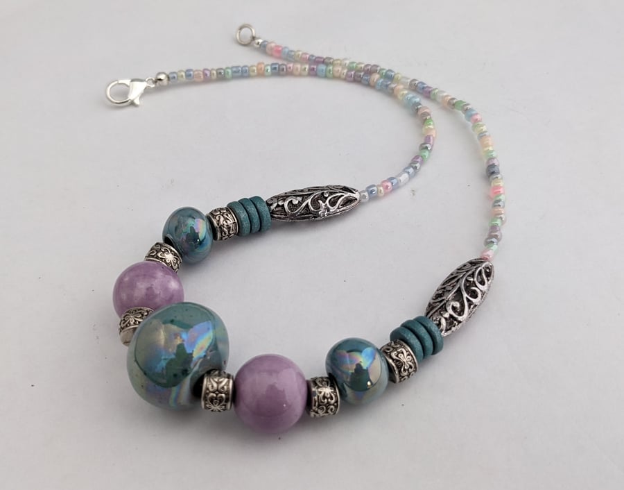 Turquoise and lilac ceramic bead necklace - 1002603