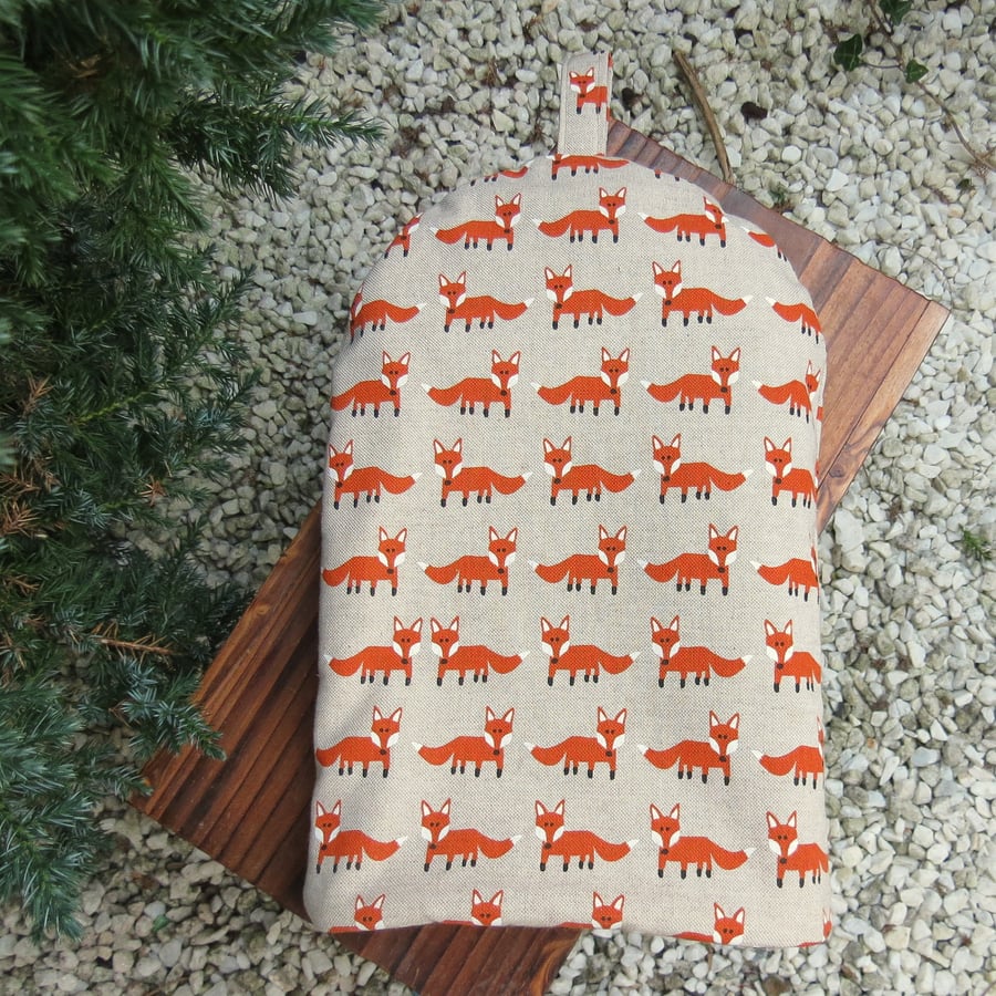 Foxes.  A  6 - 8 cup cafetiere cosy.  Coffee cosy.