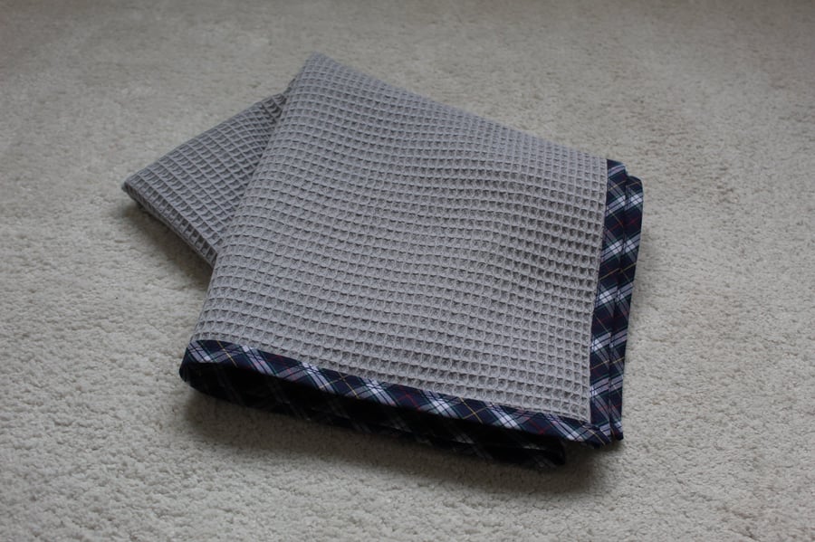 Handmade Cotton Baby Swaddle or Shawl – Grey Waffle with Navy Tartan Trim(105 cm