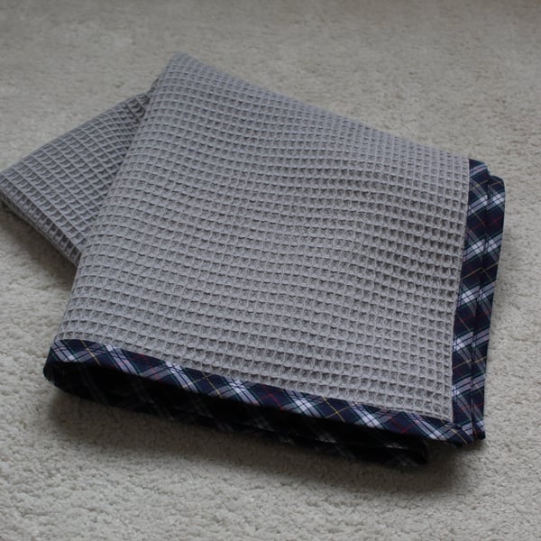 Handmade Cotton Baby Swaddle or Shawl – Grey Waffle with Navy Tartan Trim(105 cm