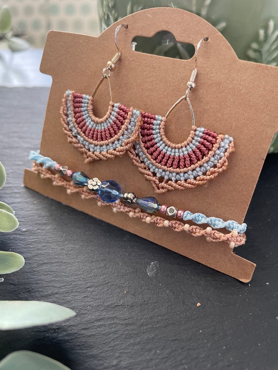 Bracelet and earring set, micro macrame beaded jewelry set, boho vibe 