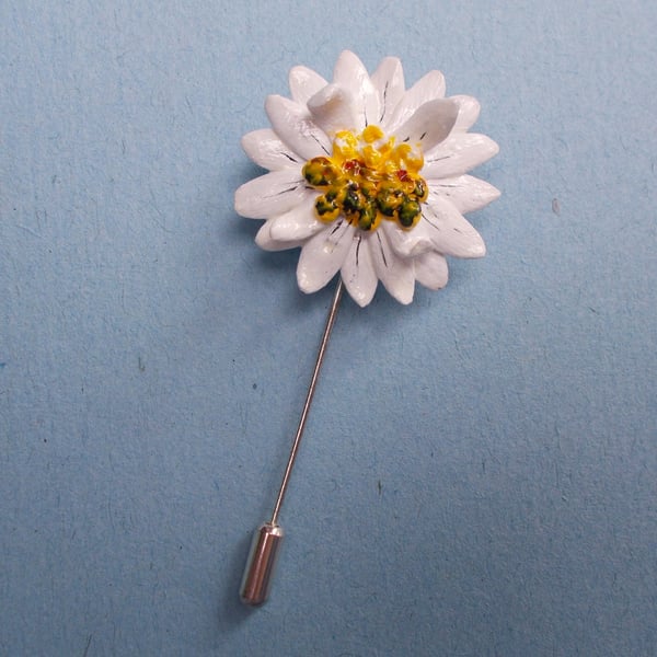 White Wild MARGUERITE DAISY PIN Wedding Lapel Flower Brooch HANDMADE HANDPAINTED