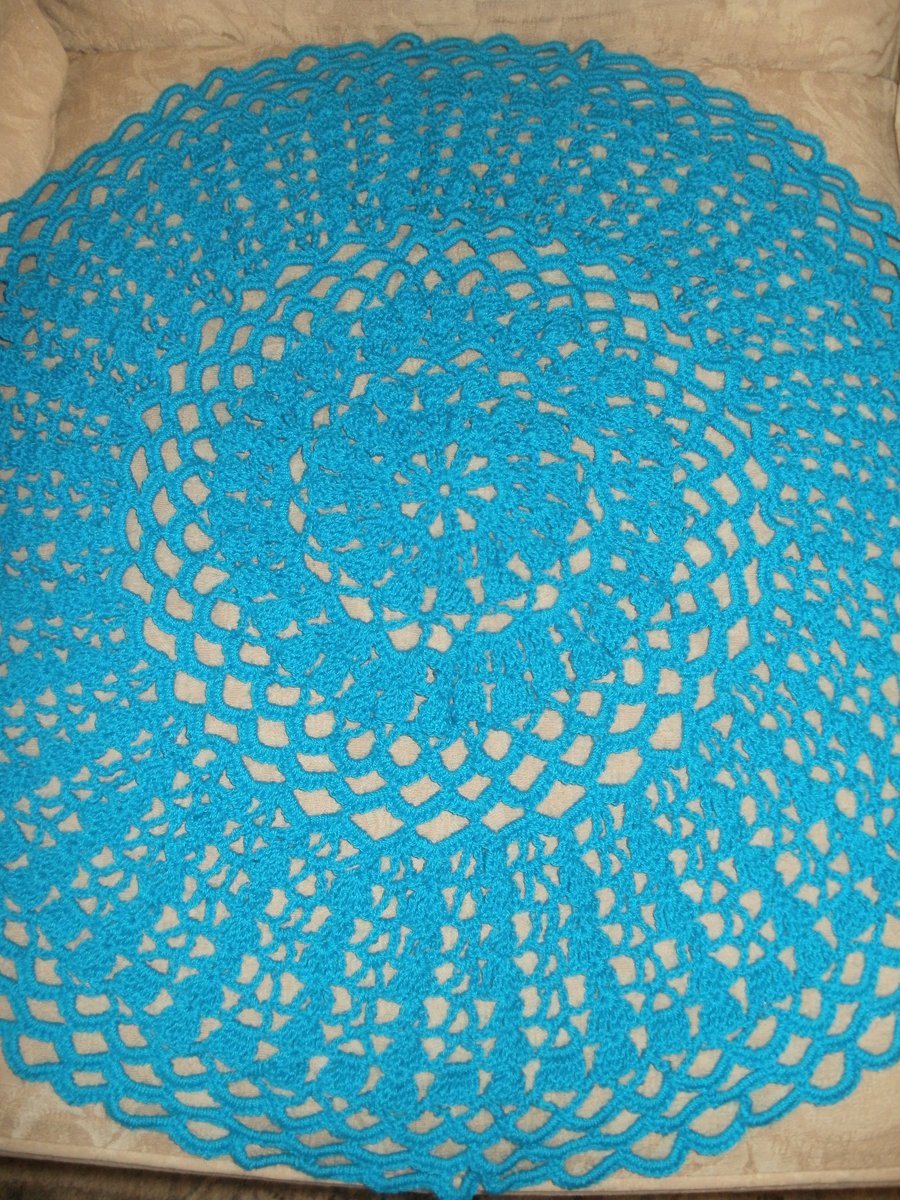 Hand crochet table centre