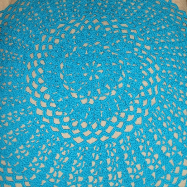 Hand crochet table centre