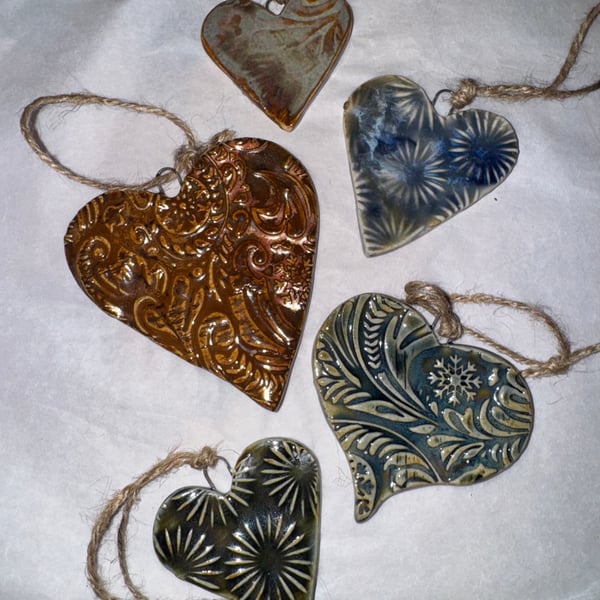 Ceramic hand made hearts 6