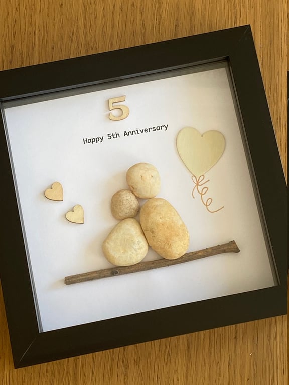 5th Wedding Anniversary Pebble Artwork Frame, Fifth Wedding Anniversary Gift, Wo