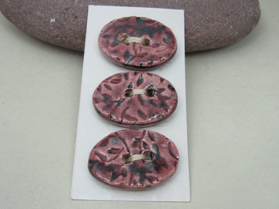 3 Medium Oval Speckled Rose Leaf Pattern Ceramic Buttons