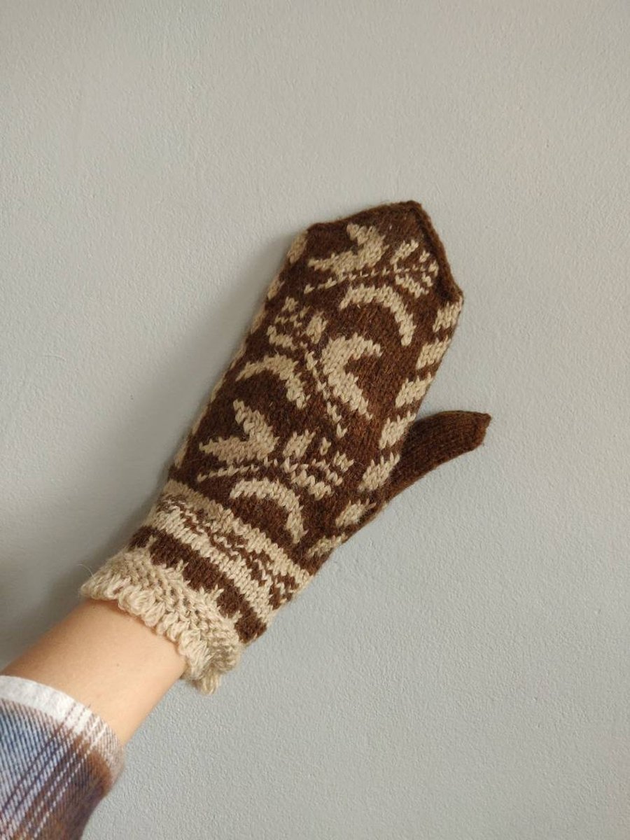 Hand knit dark light brown wool mittens traditional fairisle latvian norwegian 
