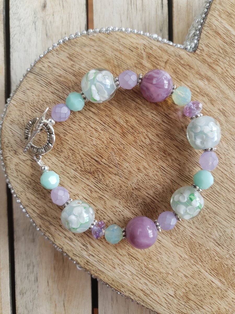Beaded Bracelet - Mint & Lilac Floral Mixed Bead With Decorative Toggle Clasp