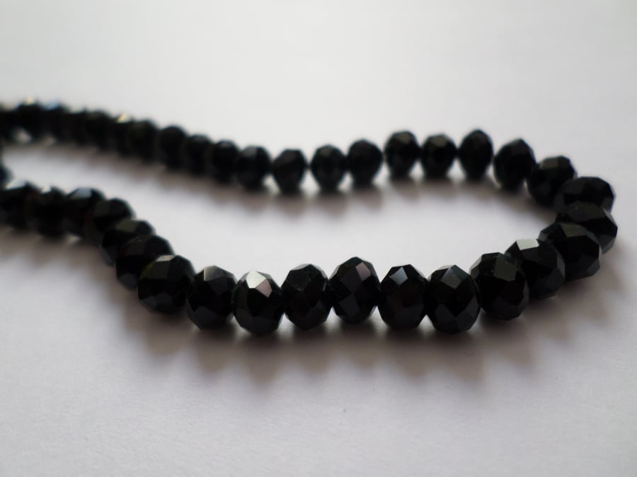 50 x Faceted Glass Beads - Rondelle - 6mm - Black 