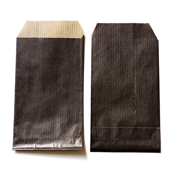 Black Kraft Paper Bag, Pack of 20 Bags, 11cm x 7cm