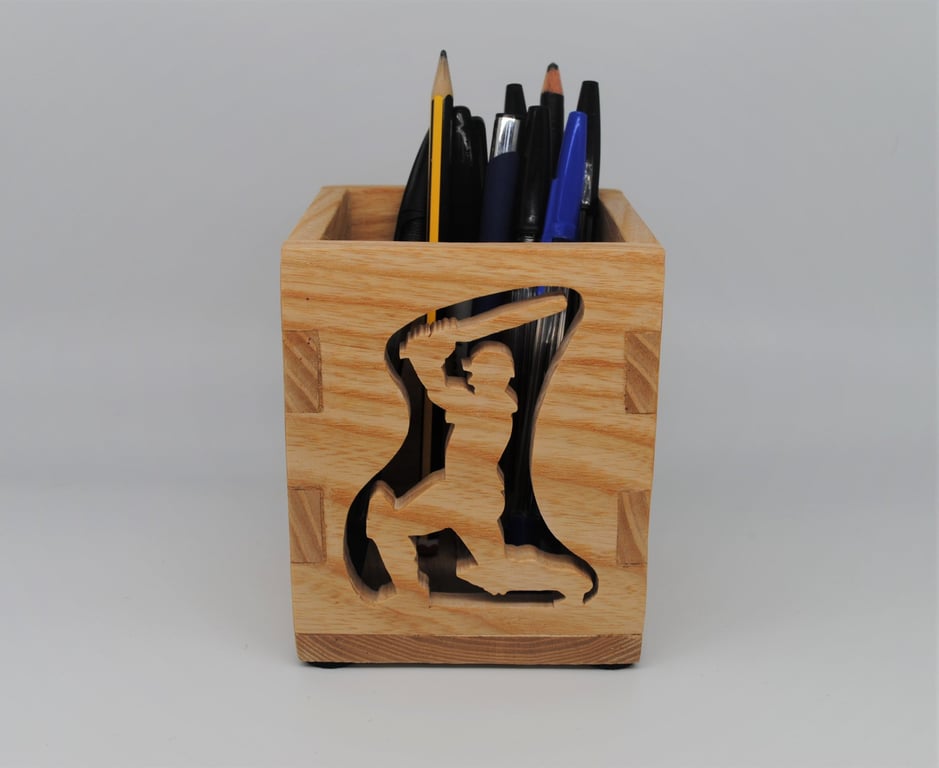 Decorative storage box - Cricketer (Batsman)