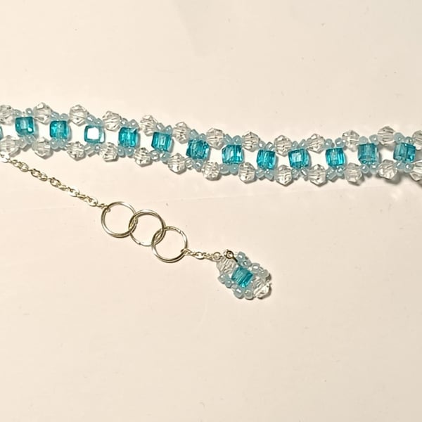 Icy bracelet 
