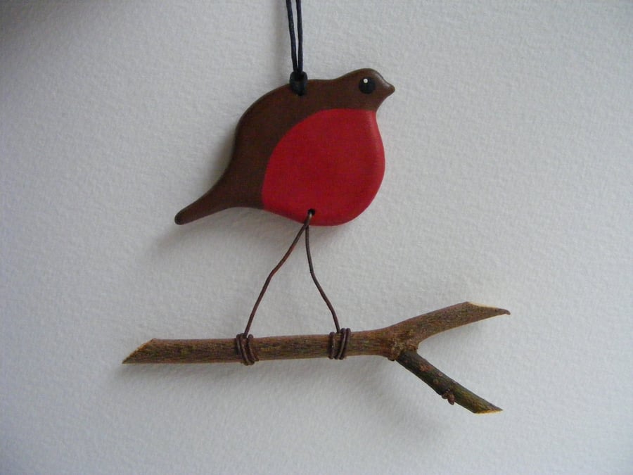 Robin on a twig hanger