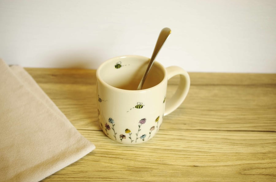 Medium Mug - Bee and Flowers