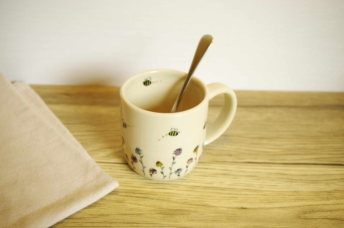 Medium Mug - Bee and Flowers