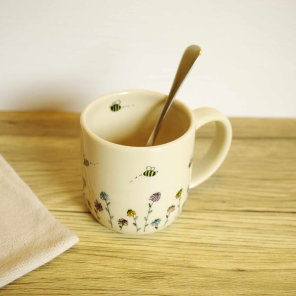 Medium Mug - Bee and Flowers